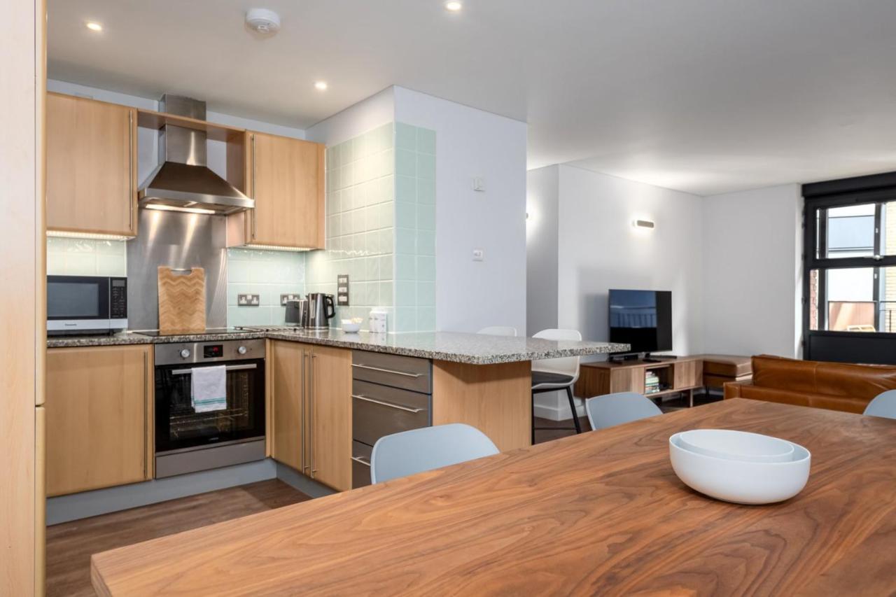 Modern & Spacious 2 Bedroom In Central Londen Buitenkant foto