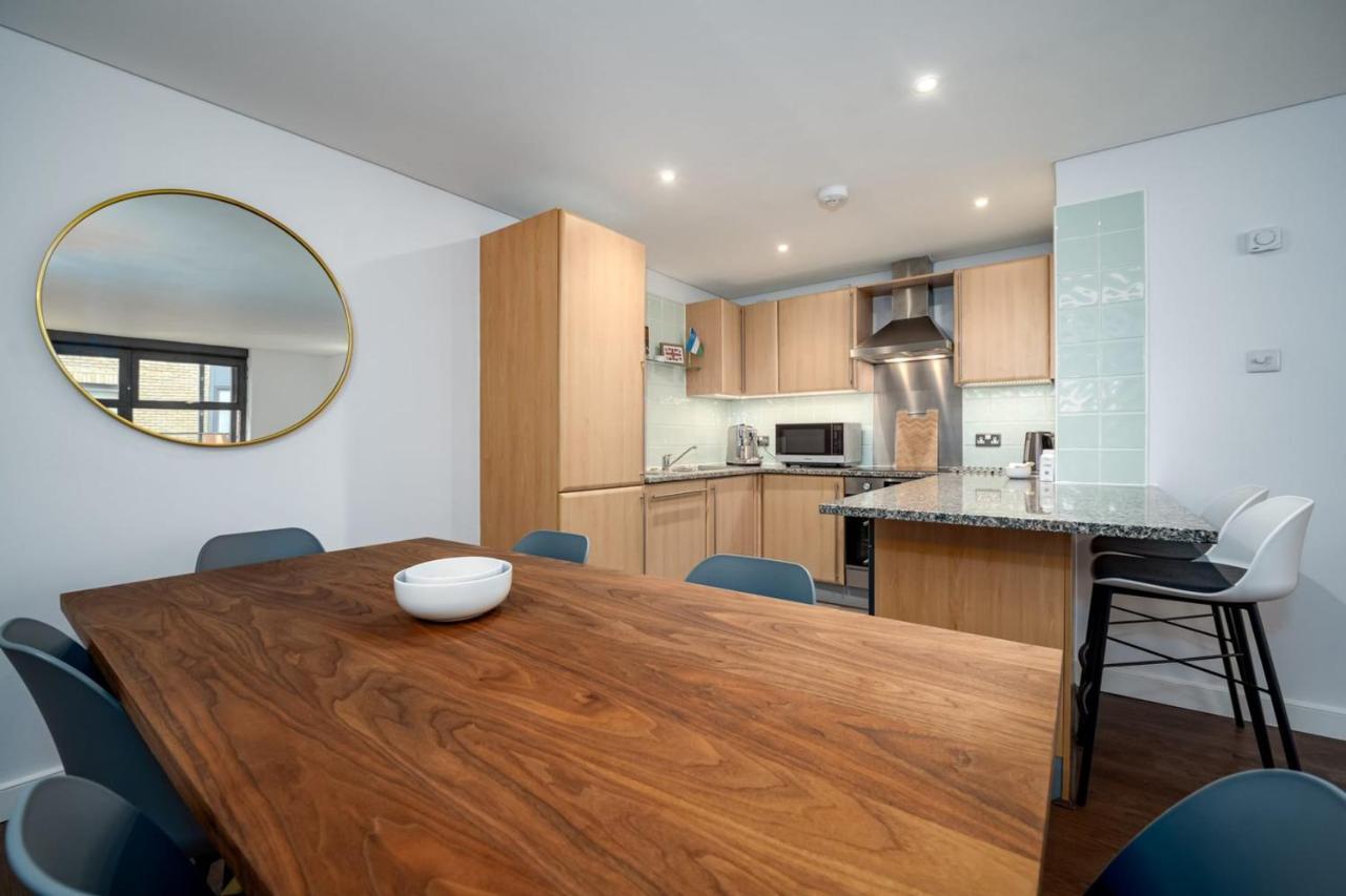 Modern & Spacious 2 Bedroom In Central Londen Buitenkant foto